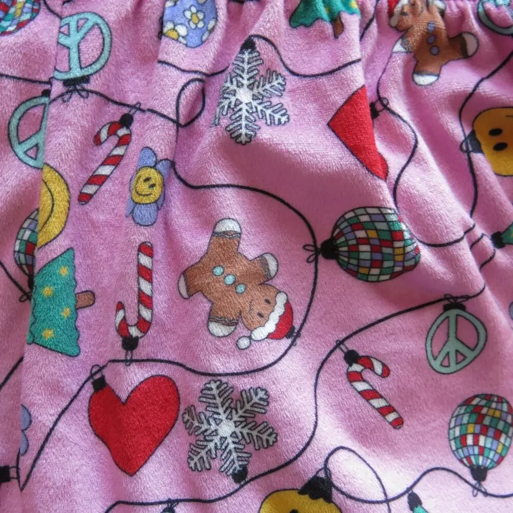 Art Class NWOT Christmas Pajamas Size XL/14 Girls 2 Piece Hearts Gingerbread